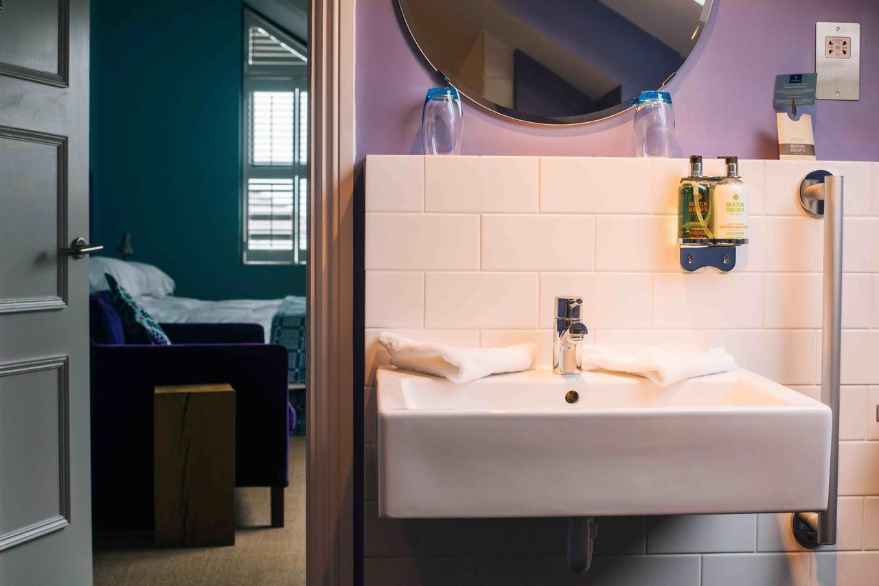 Harbourmaster Hotel Aberaeron Dış mekan fotoğraf
