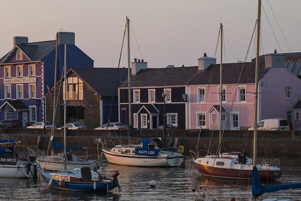 Harbourmaster Hotel Aberaeron Dış mekan fotoğraf
