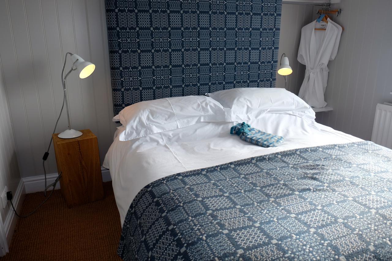 Harbourmaster Hotel Aberaeron Dış mekan fotoğraf