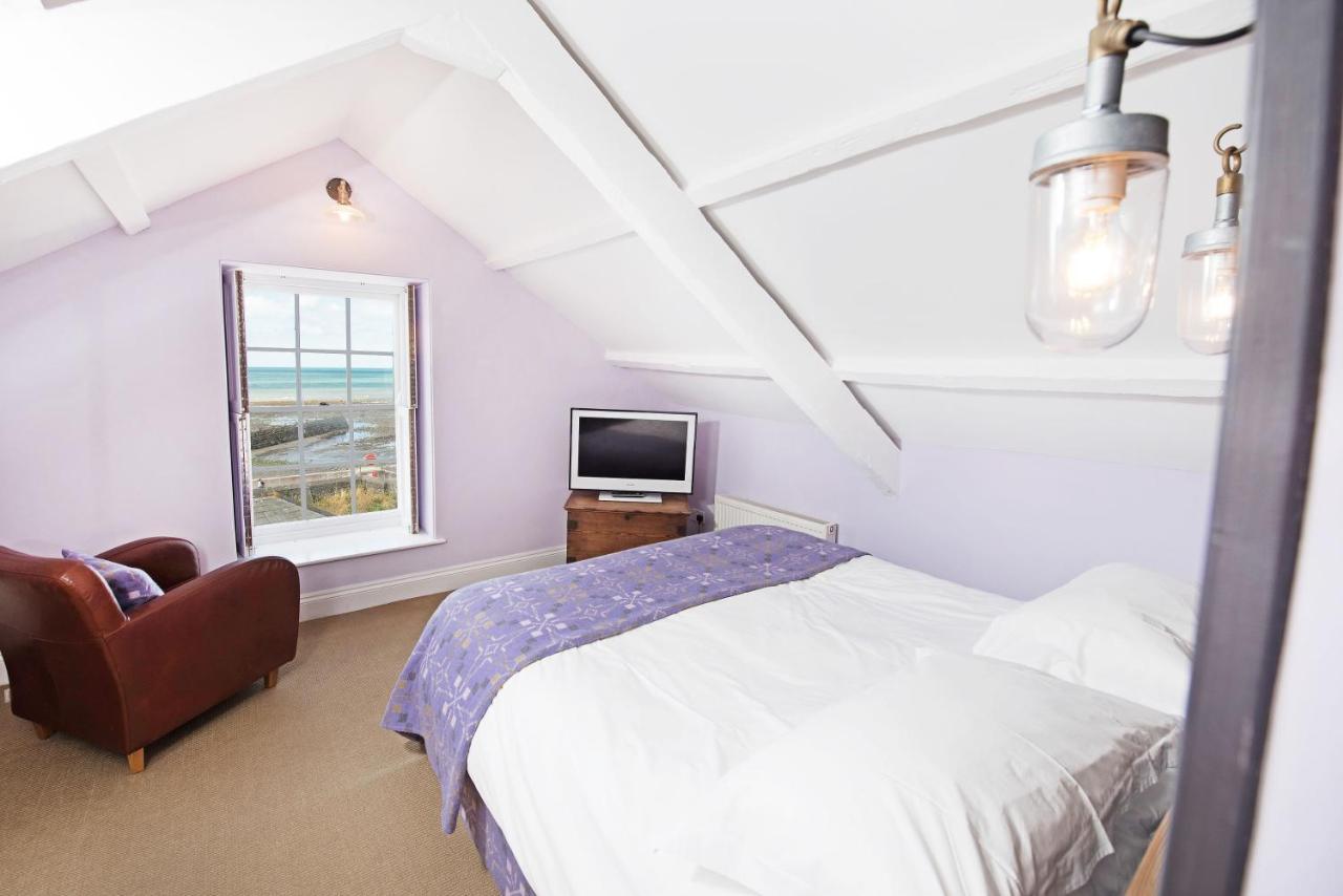 Harbourmaster Hotel Aberaeron Dış mekan fotoğraf
